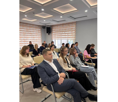 Стартовал тренинг по подготовке к конкурсу грантов для молодых и социальных предпринимателей