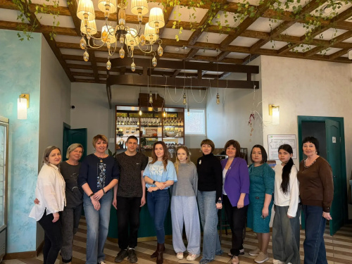 Молодежь г. Тобольска побывала в гостях у предпринимательницы Дарьи Егоровой