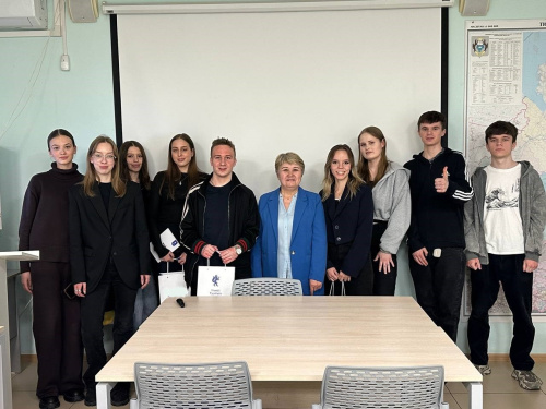 Продолжаем работу с молодежью